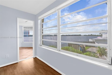 Снять в аренду кондоминиум в Майами, Флорида 1 спальня, 76.64м2, № 1992618 - фото 20