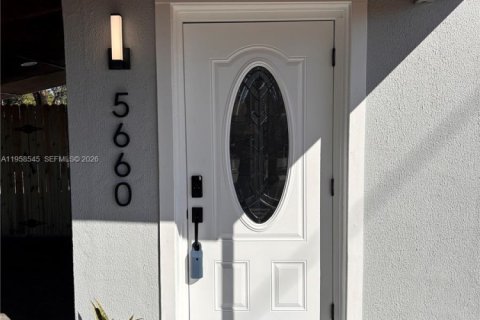 Villa ou maison à vendre à Oakland Park, Floride: 3 chambres, 95.88 m2 № 2025032 - photo 3