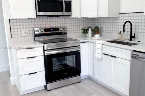 Villa ou maison à vendre à Oakland Park, Floride: 3 chambres, 95.88 m2 № 2025032 - photo 11