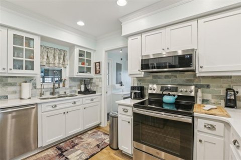Casa en venta en Sun City Center, Florida, 2 dormitorios, 163.14 m2 № 1883882 - foto 16