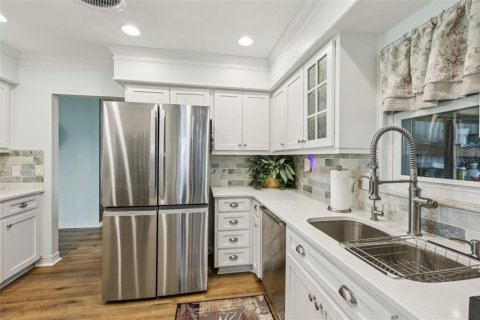 Casa en venta en Sun City Center, Florida, 2 dormitorios, 163.14 m2 № 1883882 - foto 19