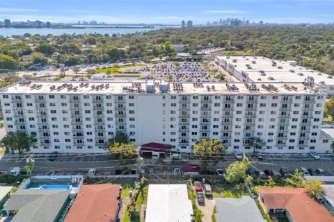 Снять в аренду кондоминиум в Майами, Флорида 1 спальня, 65.96м2, № 2048305 - фото 26