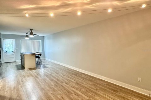 Copropriété à louer à Orlando, Floride: 2 chambres, 77.29 m2 № 2101483 - photo 5
