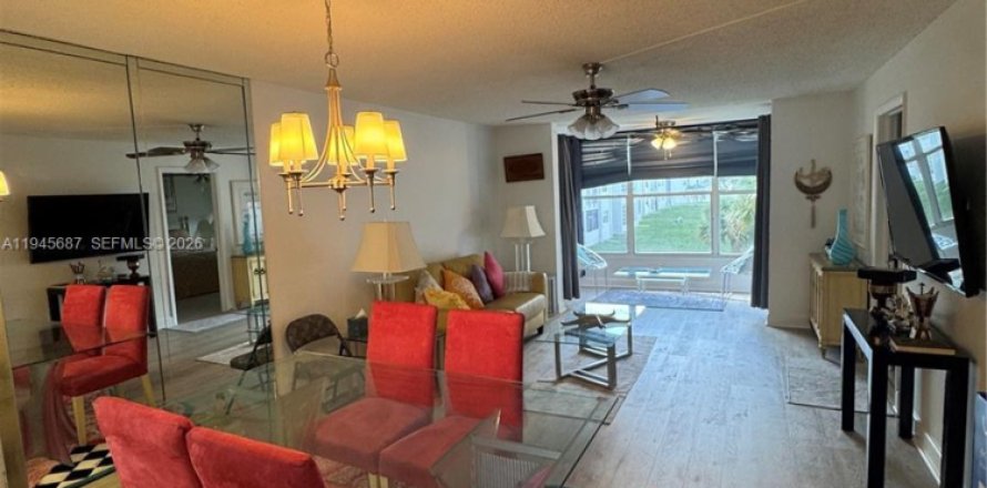Condo in Sunrise, Florida, 2 bedrooms  № 2003620