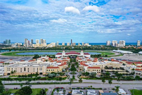 Townhouse in North Miami Beach, Florida 3 bedrooms, 128.21 sq.m. № 1831030 - photo 29