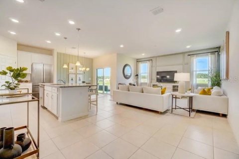 Villa ou maison à louer à Lake Hamilton, Floride: 4 chambres, 170.85 m2 № 2434506 - photo 7