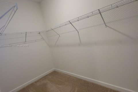 Снять в аренду таунхаус в Флорида-Сити, Флорида 3 спальни, 136.19м2, № 1990721 - фото 9