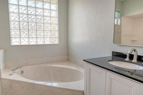 Снять в аренду виллу или дом в Сарасота, Флорида 1 комната, 181.9м2, № 1905512 - фото 23