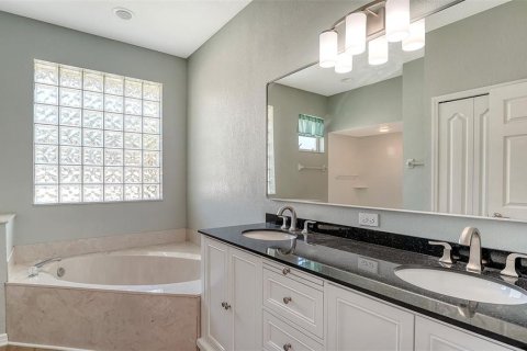 Снять в аренду виллу или дом в Сарасота, Флорида 1 комната, 181.9м2, № 1905512 - фото 22