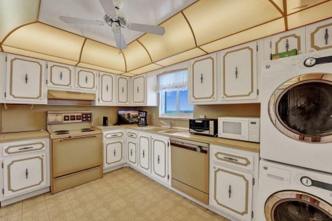 Купить кондоминиум в Лейк-Парк, Флорида 7 комнат, 126.63м2, № 2243425 - фото 14