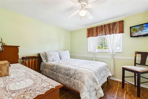 Casa en venta en Clearwater, Florida, 2 dormitorios, 97.83 m2 № 2209324 - foto 12