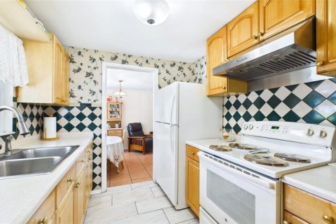 Casa en venta en Clearwater, Florida, 2 dormitorios, 97.83 m2 № 2209324 - foto 18