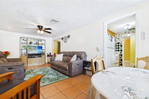 Casa en venta en Clearwater, Florida, 2 dormitorios, 97.83 m2 № 2209324 - foto 8