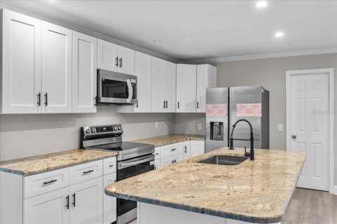 Casa en venta en Auburndale, Florida, 3 dormitorios, 169.83 m2 № 1906952 - foto 17