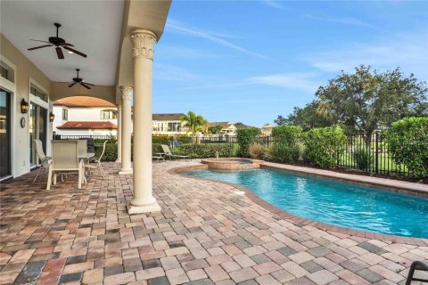 House in Four Corners, Florida 5 bedrooms, 417.04 sq.m. № 2207850 - photo 6