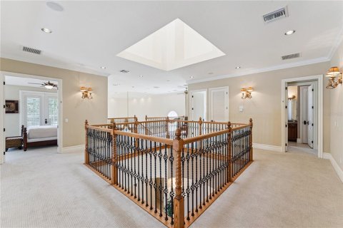 House in Four Corners, Florida 5 bedrooms, 417.04 sq.m. № 2207850 - photo 28