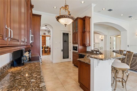 House in Four Corners, Florida 5 bedrooms, 417.04 sq.m. № 2207850 - photo 22
