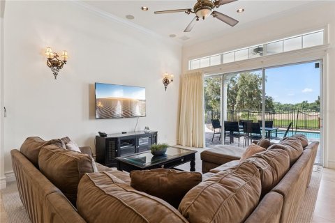 House in Four Corners, Florida 5 bedrooms, 417.04 sq.m. № 2207850 - photo 15