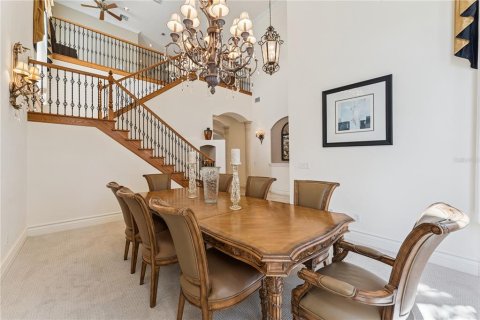 House in Four Corners, Florida 5 bedrooms, 417.04 sq.m. № 2207850 - photo 10