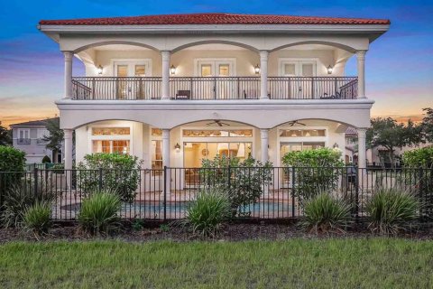 House in Four Corners, Florida 5 bedrooms, 417.04 sq.m. № 2207850 - photo 2