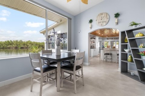 Casa en venta en Ruskin, Florida, 3 dormitorios, 231.88 m2 № 1681774 - foto 13