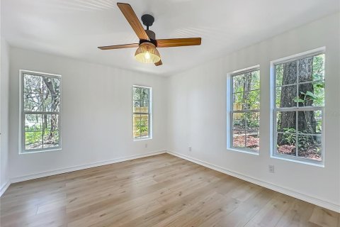 House in Floral City, Florida 5 bedrooms, 171.68 sq.m. № 1803428 - photo 22
