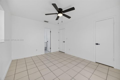 Купить виллу или дом в Майами, Флорида 4 спальни, 150.5м2, № 1999409 - фото 25