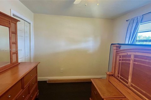 House in Lauderhill, Florida 3 bedrooms, 86.96 sq.m. № 1887206 - photo 17