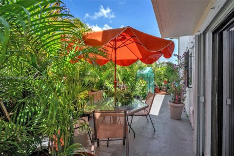 Copropriété à vendre à Miami, Floride: 3 chambres, 170.94 m2 № 1802661 - photo 6