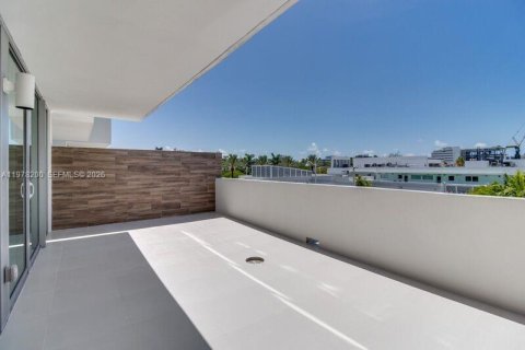 Copropriété à louer à Miami Beach, Floride: 1 chambre, 72.46 m2 № 2042036 - photo 24