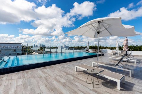 Copropriété à louer à Miami Beach, Floride: 1 chambre, 72.46 m2 № 2042036 - photo 8