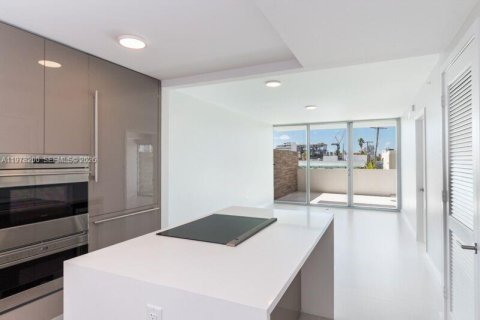 Copropriété à louer à Miami Beach, Floride: 1 chambre, 72.46 m2 № 2042036 - photo 13