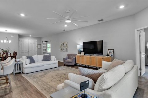 Villa ou maison à vendre à Polk City, Floride: 4 chambres, 212.1 m2 № 2213556 - photo 11