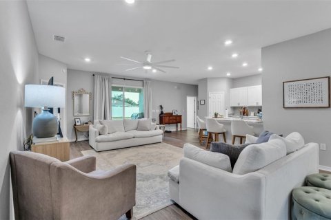 Villa ou maison à vendre à Polk City, Floride: 4 chambres, 212.1 m2 № 2213556 - photo 8