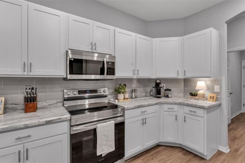 Villa ou maison à vendre à Polk City, Floride: 4 chambres, 212.1 m2 № 2213556 - photo 16