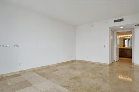 Condominio en venta en Aventura, Florida, 2 dormitorios, 139.82 m2 № 1993906 - foto 26