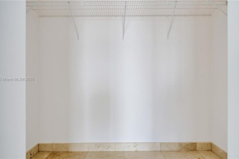 Condominio en venta en Aventura, Florida, 2 dormitorios, 139.82 m2 № 1993906 - foto 22