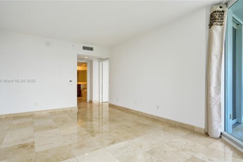 Condominio en venta en Aventura, Florida, 2 dormitorios, 139.82 m2 № 1993906 - foto 25