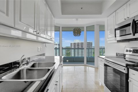 Condominio en venta en Aventura, Florida, 2 dormitorios, 139.82 m2 № 1993906 - foto 16