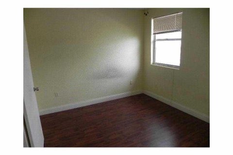 Touwnhouse à louer à Deerfield Beach, Floride: 3 chambres, 104.24 m2 № 2249976 - photo 9