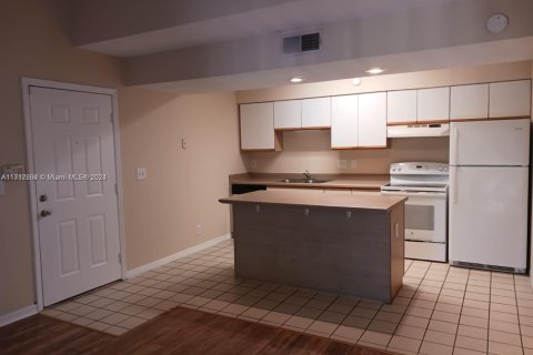 Condominio en venta en Pompano Beach, Florida, 1 dormitorio, 58.81 m2 № 1708259 - foto 7
