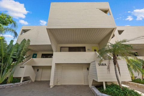 Condo à Sarasota, Floride, 3 chambres  № 2383363