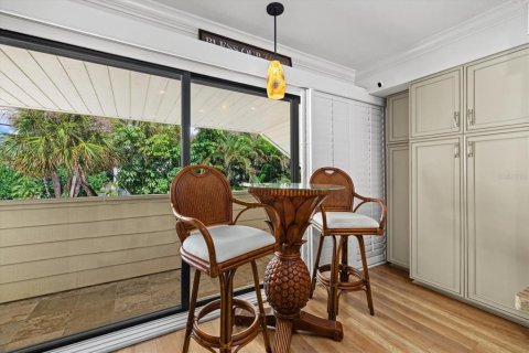 Copropriété à vendre à Sarasota, Floride: 3 chambres, 193.24 m2 № 2383363 - photo 8
