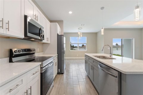 House in Kissimmee, Florida 4 bedrooms, 159.79 sq.m. № 1817941 - photo 24