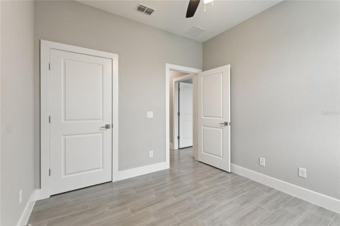 Casa en alquiler en Kissimmee, Florida, 4 dormitorios, 159.79 m2 № 1817941 - foto 15