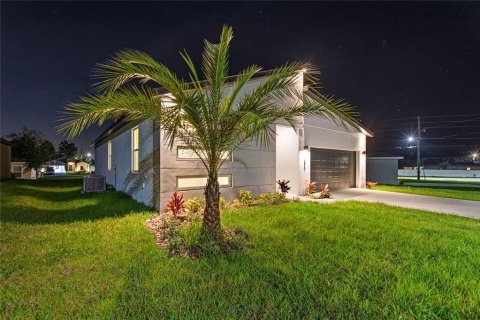 Casa en alquiler en Kissimmee, Florida, 4 dormitorios, 159.79 m2 № 1817941 - foto 6