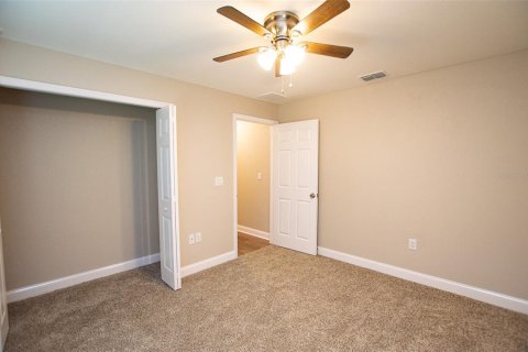 Villa ou maison à vendre à Lakeland, Floride: 3 chambres, 144.56 m2 № 2427142 - photo 12