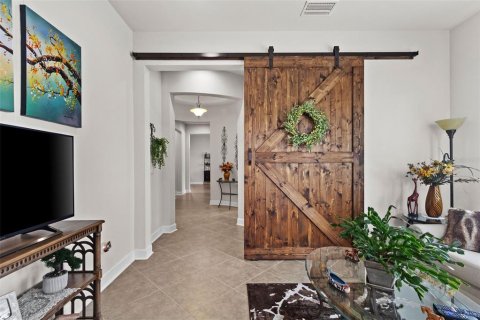 House in Wesley Chapel, Florida 2 bedrooms, 194.82 sq.m. № 1681994 - photo 7