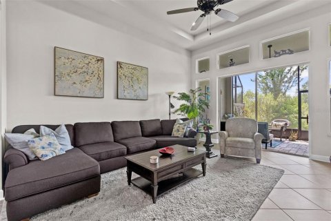 House in Wesley Chapel, Florida 2 bedrooms, 194.82 sq.m. № 1681994 - photo 18