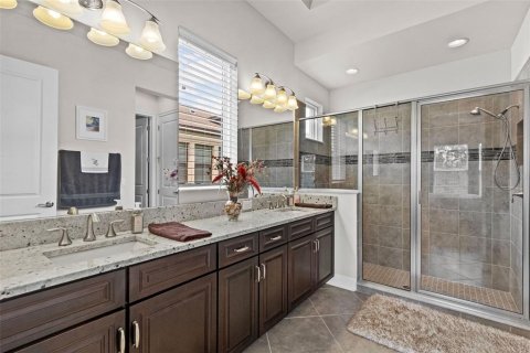 House in Wesley Chapel, Florida 2 bedrooms, 194.82 sq.m. № 1681994 - photo 5